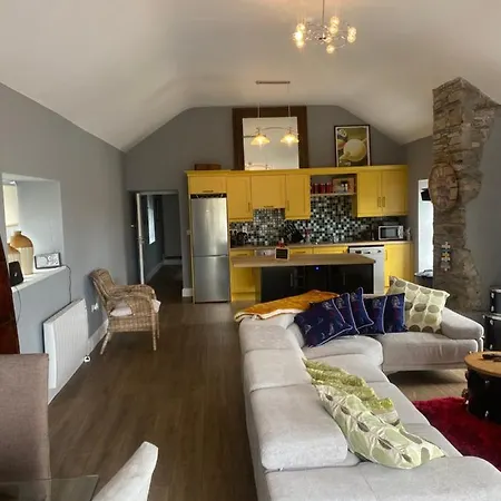 Penthouse Style With Beautiful Sea View * Glandore