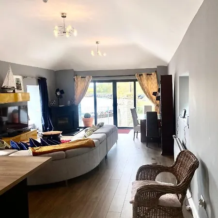 Penthouse Style With Beautiful Sea View Glandore